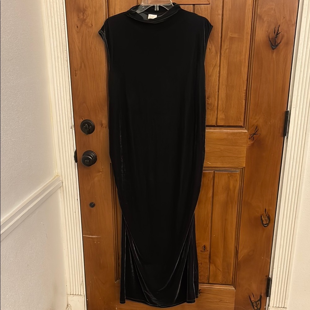 A New Day 2X Charcoal Velvet Dress
